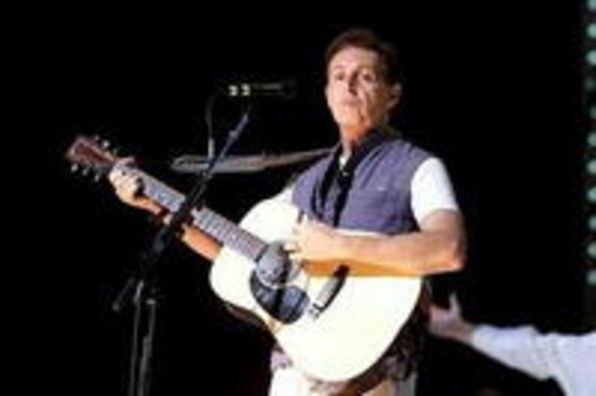 Spielt für die Bridge School ohne Strom: Paul McCartney