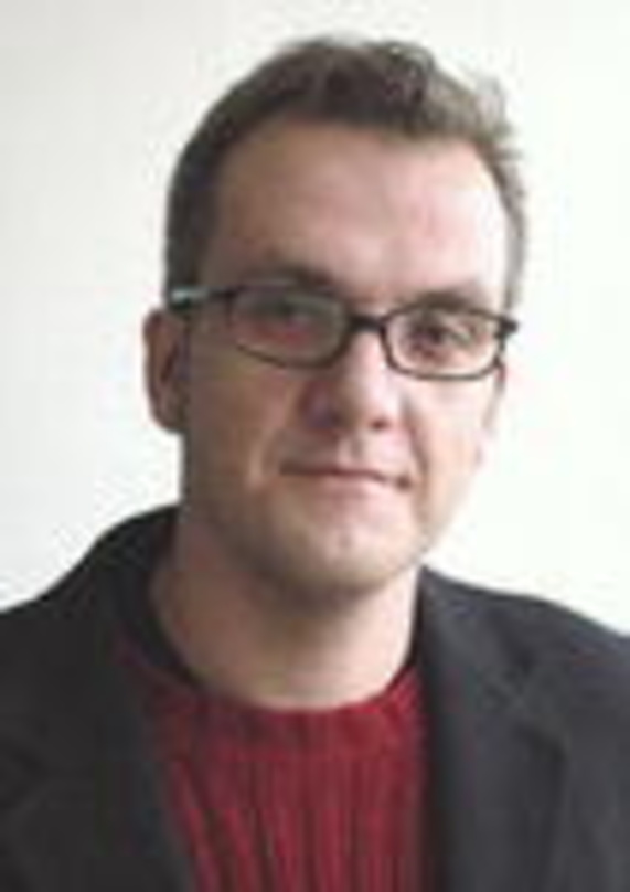 68736bca1286c0b9f1a1869d388910ee59cb4e8e98ecf4760b408b6c909bfa31 Zwei Freunde der P2P-Promotion: Gregor Minnig und...