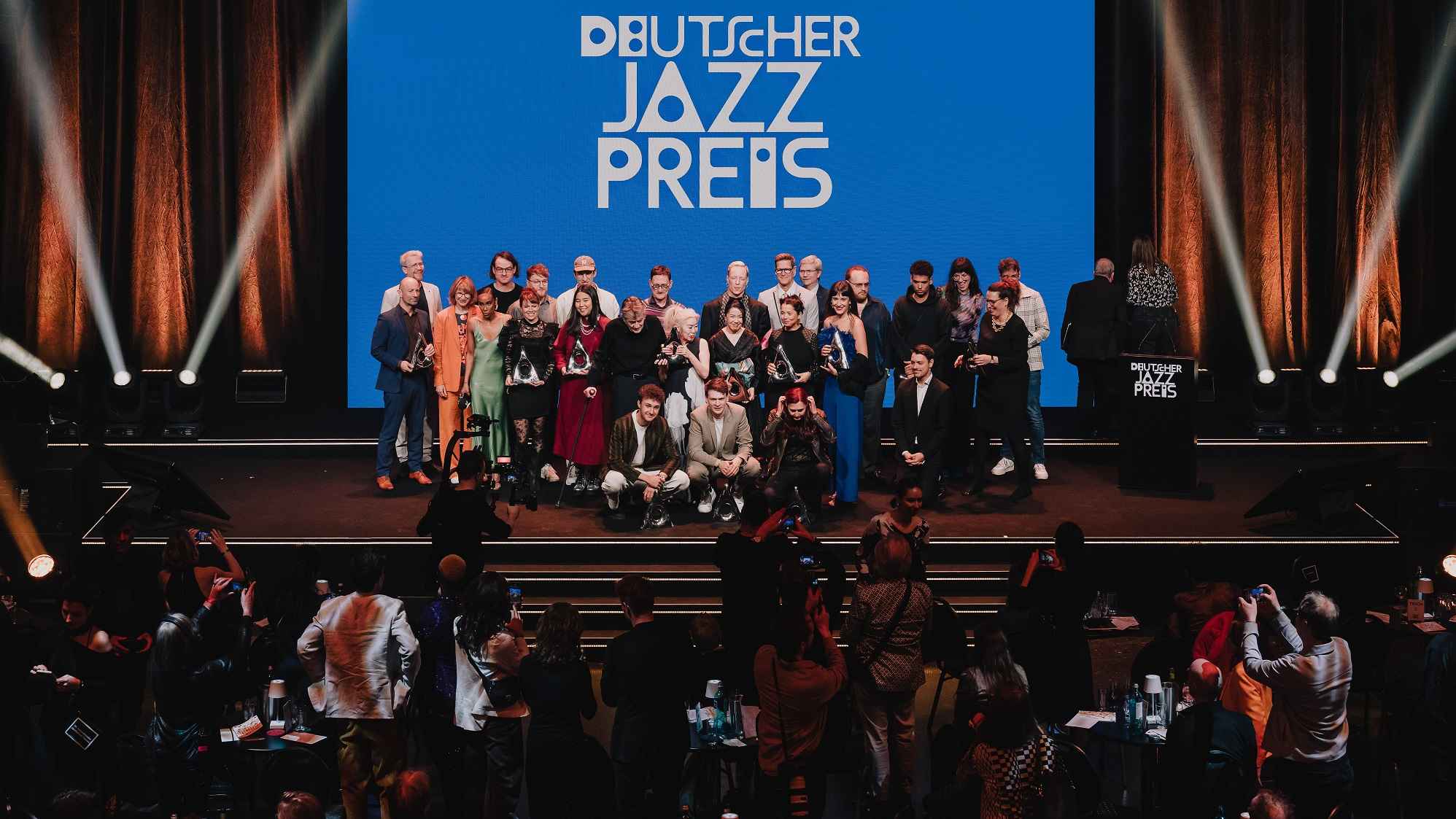 Feierten ebenfalls in Köln die vierte Ausgabe des Deutschen Jazzpreis: Die Gewinner:innen aus 2024.