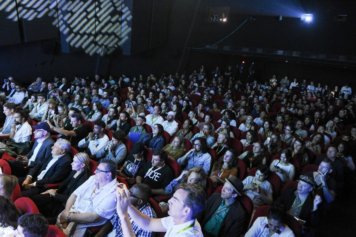 Volles Haus: Zuhörer bei einer Keynote im Jahr 2018