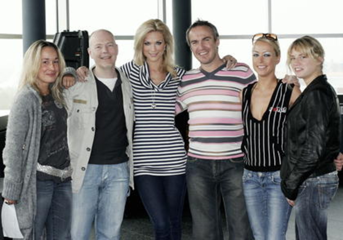 Nach dem Fotoshooting (v.l.n.r.): Alexandra Kraus (Senior Product Manager International Division Sony BMG), Stefan Friedrich, Marie Serneholt, Volker Putzmann, PR-Manager Kathrin Knape und...