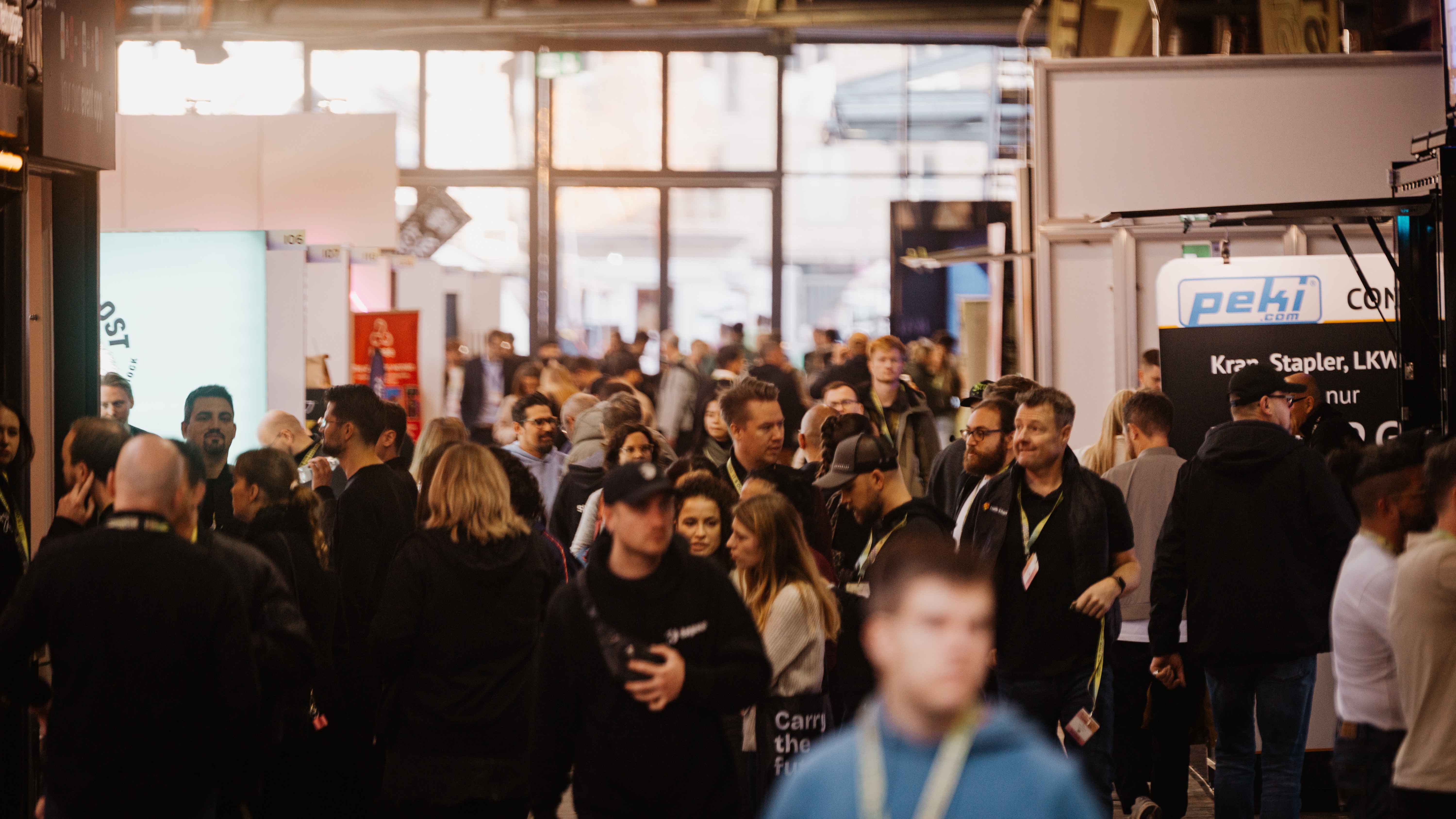6a262a64 769a 4cf9 8970 762ea48340ee So voll dürfte es auch 2026 werden: die Future of Festivals 2025 in Berlin.