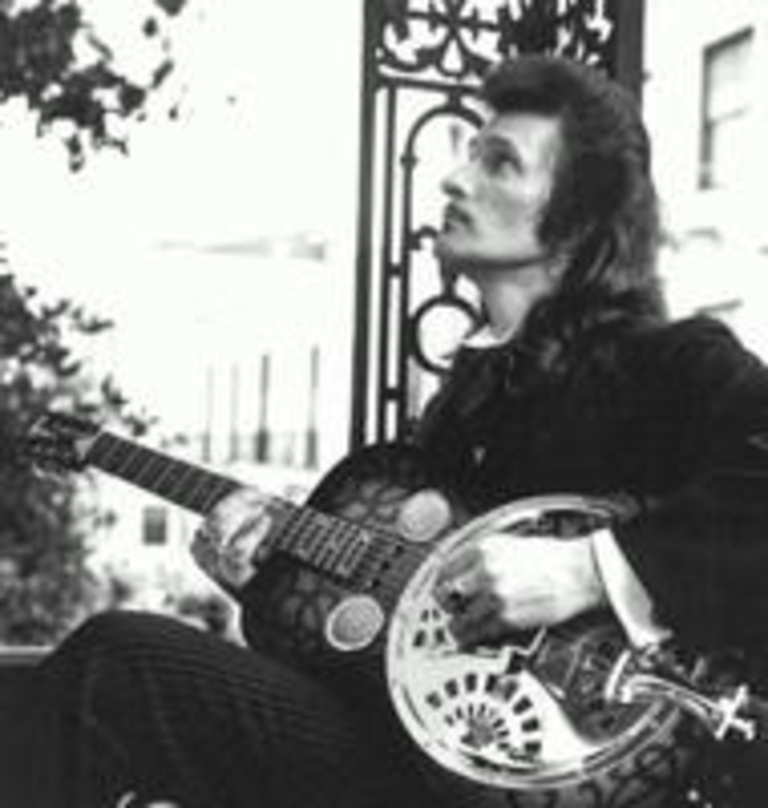 6aec34a3b819248f25476ae9d250d65378d013086a087f71da9e08714065b5a3 Wieder in Deutschland: Musikerlegende Willy De Ville