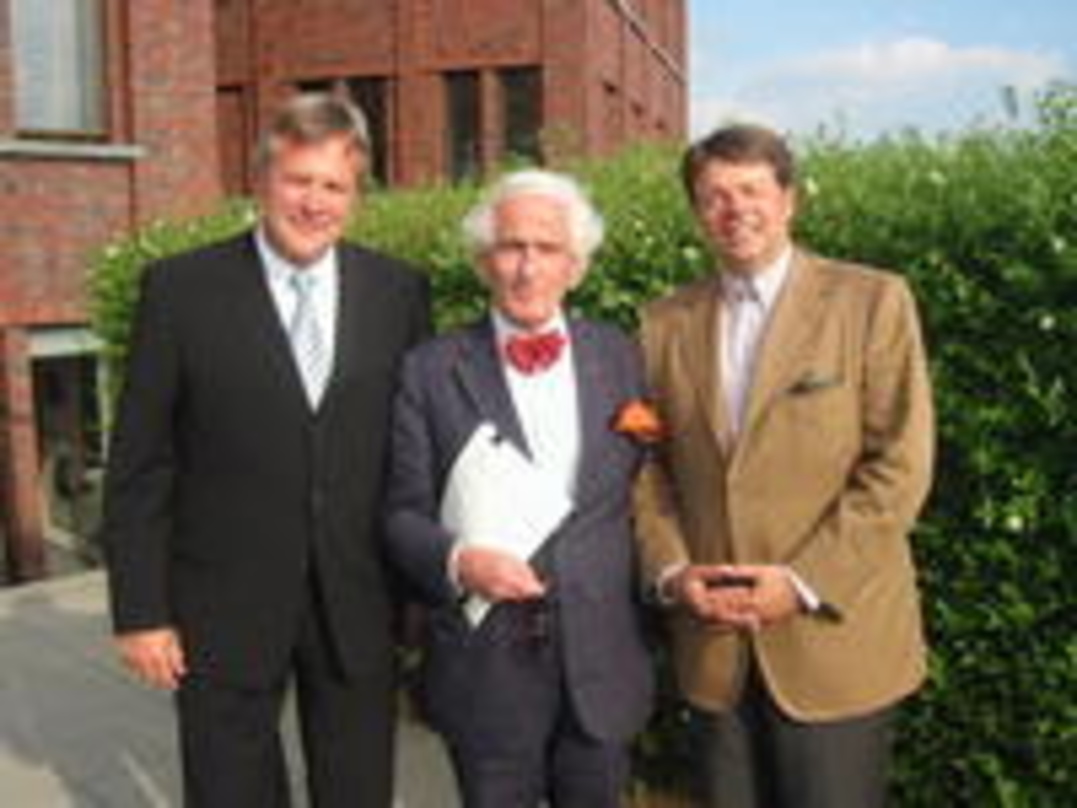 Neue Führungstroika der DEAG (v.l.n.r.): Wingolf Mielke, Aufsichtsratsvorsitzender Prof. Dr. Peter Raue und CEO Peter Schwenkow