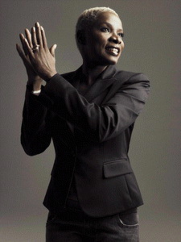 Endlich wieder live auf deutschen Bühnen: Angélique Kidjo