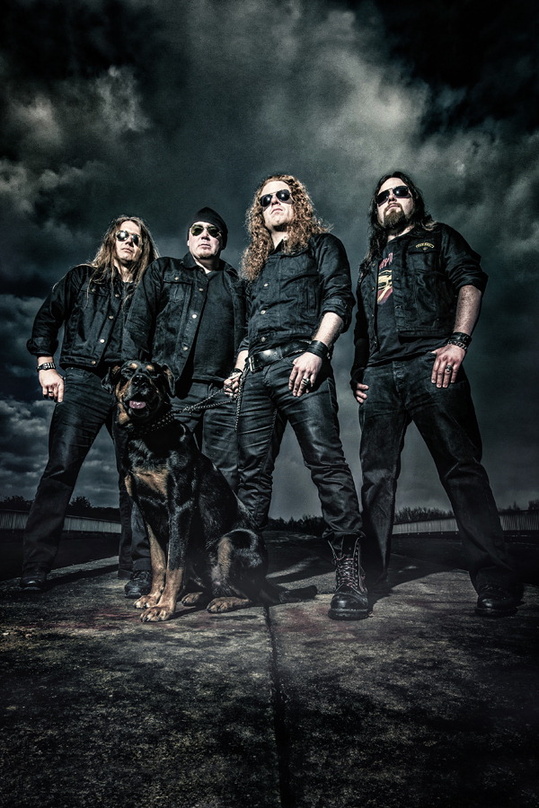 Unterschrieben bei Dr. Music Management: AC Angry
