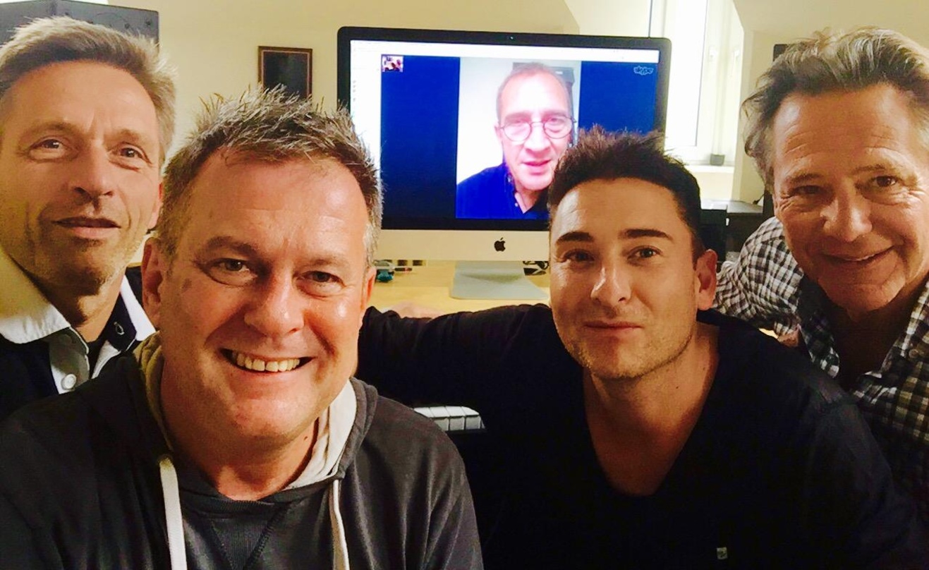 Trafen sich Im Wiesbadener Tower-Studio (von links): Ronnie Meister, Peter Ries, Rainer Focke (zugeschaltet per Skype), Phil Cornell und Andreas Kiel
