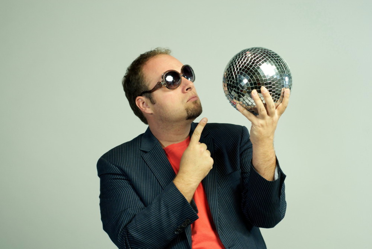 Blick in die Discokugel: Henri Joel