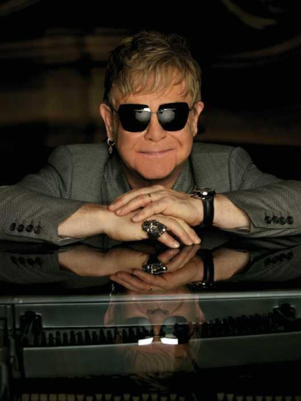 6c9db4162da7cebcdf771a564038cc31285686ad721ed206847fb85ef7a8602b Gefragt auf den Bühnen dieser Welt: Elton John