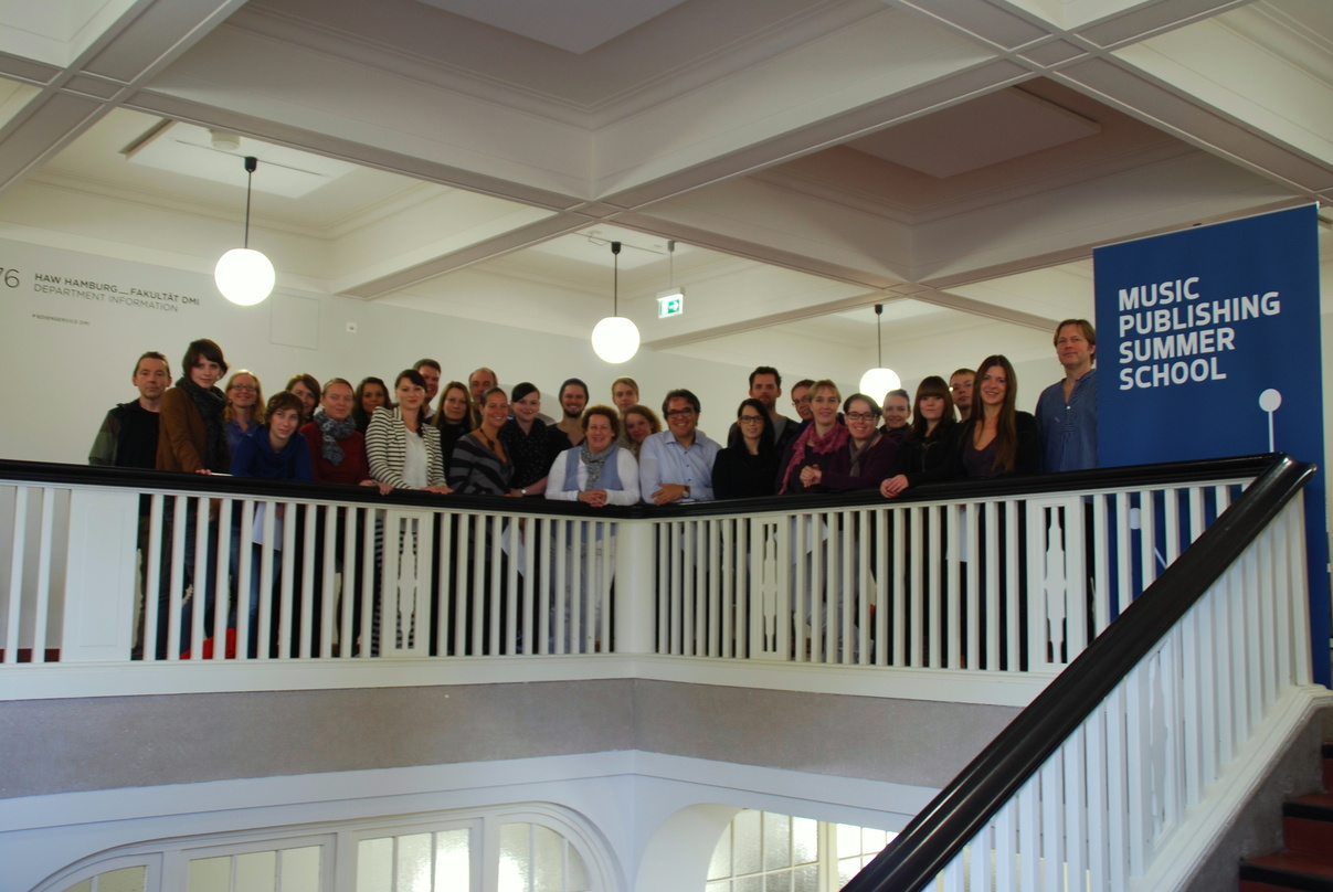 Sie besuchten 2013 die Music Publishing Summer School: Referenten und Teilnehmer des Seminars in Hamburg