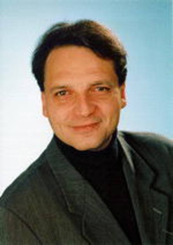 Verläßt das edel-Schiff: André Schirmer