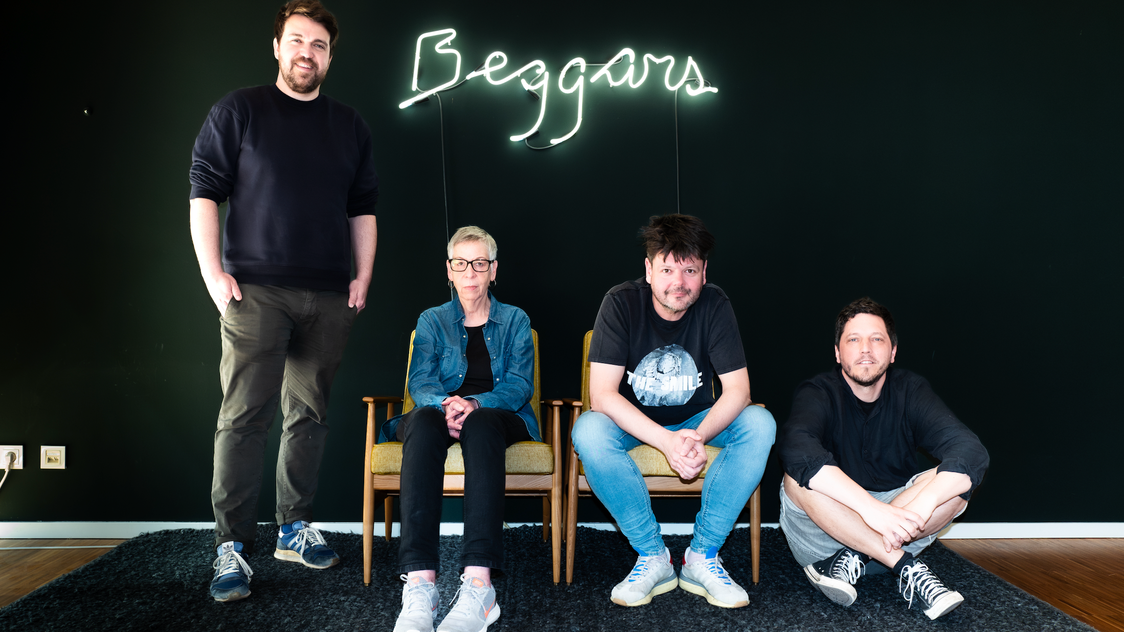 Neu aufgestellt: das Team von Beggars Germany um (von links) Dominik Schmidt, der zum Senior Manager Digital Sales and Promotion aufsteigt, Birgit Heuzeroth, die Mitte 2024 die Leitung an ...