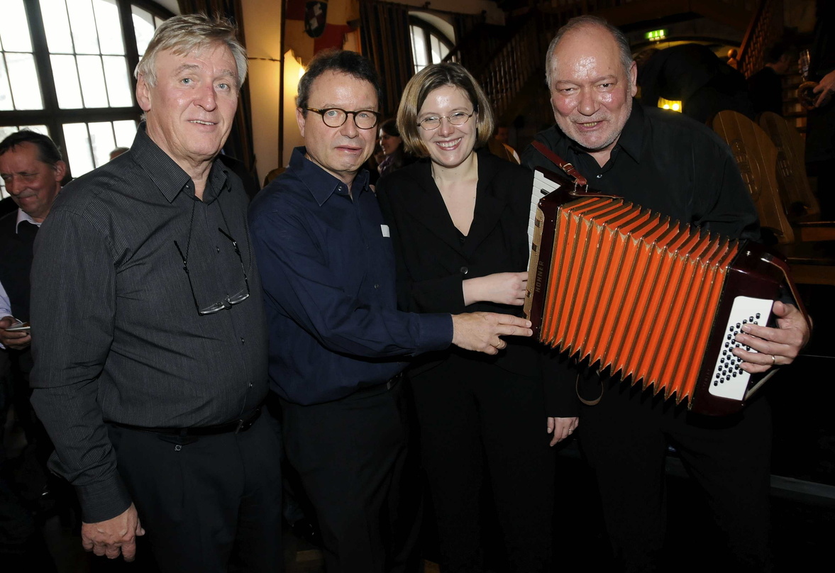 FilmFoniker im Einsatz (von links): Eberhard Scheele, Klaus Schaefer, Dirigentin Hildegard Schön, Steffen Kuchenreuther