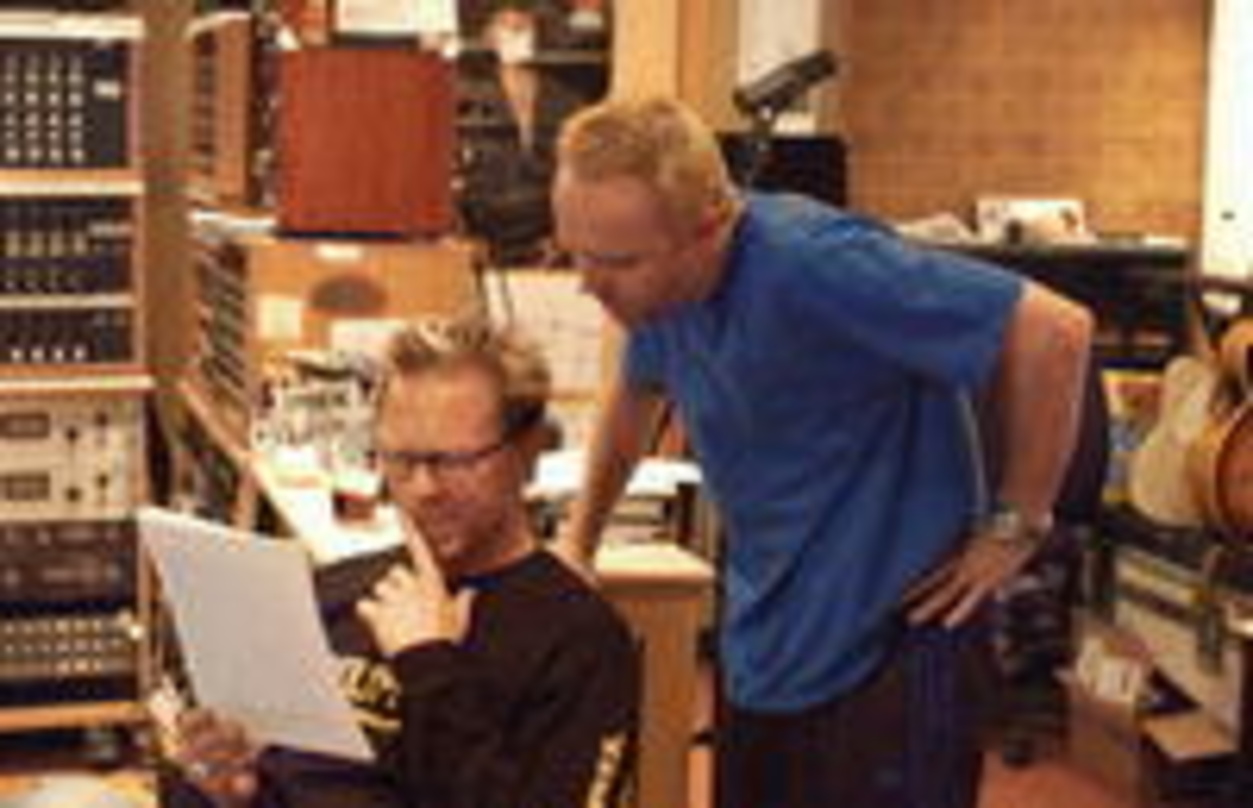 6fc3355ef5670896e8c028e1065f4457713af1338868288c02bdba1a799a540c Geben Katalog für Apple frei: Lars Ulrich (r.) und James Hetfield von Metallica