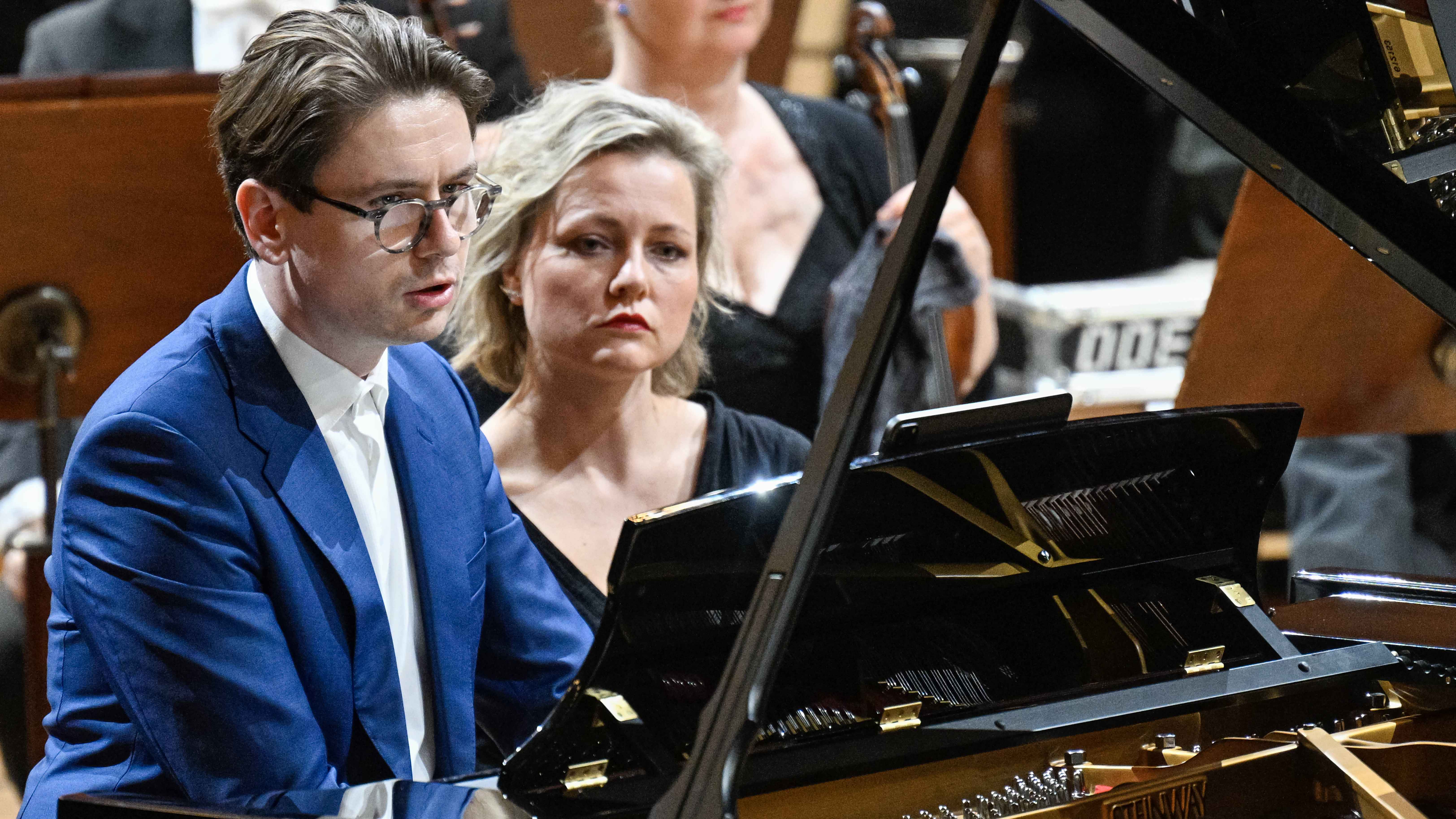 Heimste seinen ersten Grammy ein: der isländische Pianist Víkingur Ólafsson.
