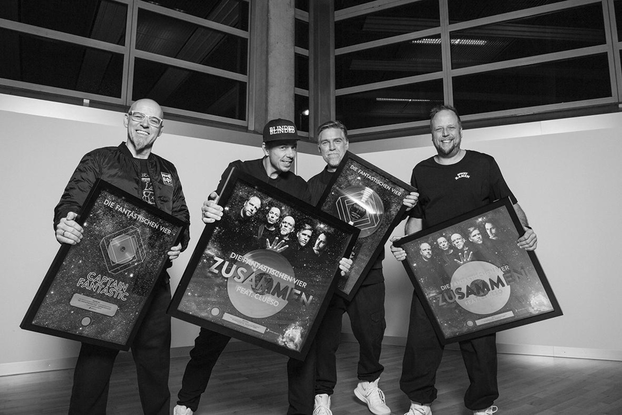 Mit zwei neuen Edelmetallawards beschenkt (von links): Die Fantastischen Vier Thomas D, Michi Beck, And.Ypsilon und Smudo