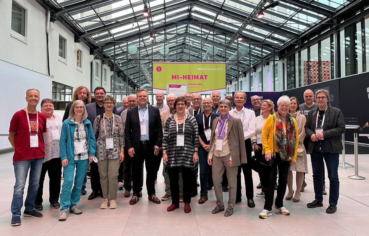 Erstes Treffen seit Beginn der Pandemie: rund 30 GDM-Musikfachhändler:innen kamen bei den SOMM Dealer Days in Berlin zusammen