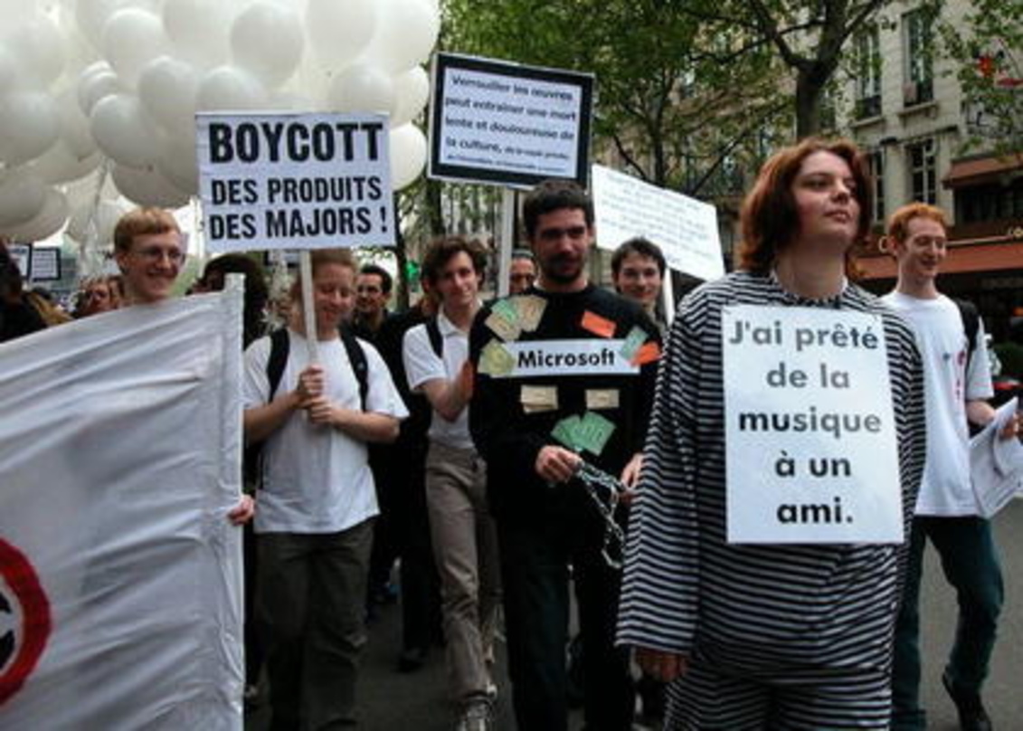 Machen ihrem Unmut Luft: Demonstranten in Paris
