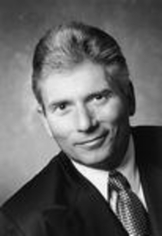 Strukturiert um: Jim Caparro