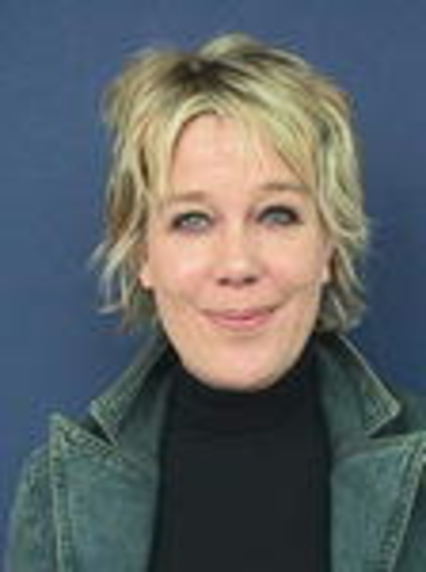740c2337531ad56534b5818b57f2e5d293816bb2f89a4d523b41a21489c3d54a Steigt auf: Bettina Exner