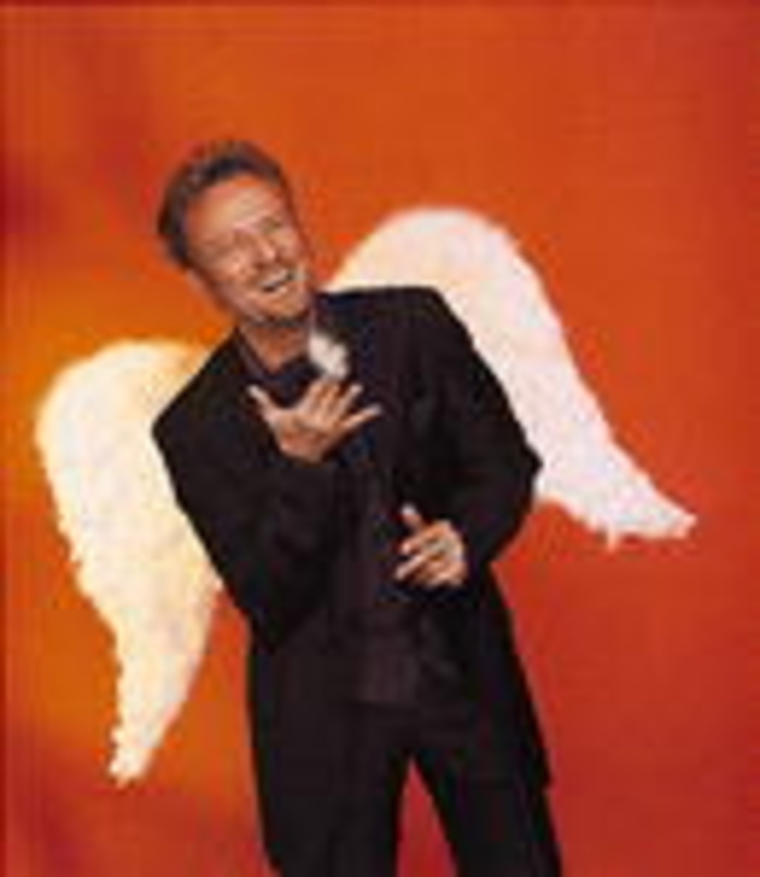 Verleiht dem deutschen Schlager neue Flügel: Moderator Uwe Hübner