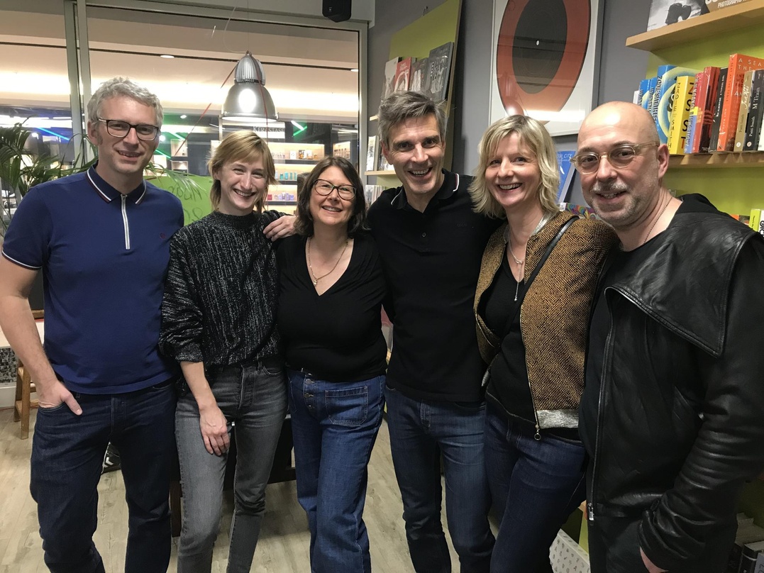 Branchentreff beim 15. Geburtstag von A&O Medien (von links): Martin Schneider (Alive), Ina Schulz (Unique Records), Manuela Nikele (Bertus Musikvertrieb), Marc Meyer (A&O) sowie Andrea un...