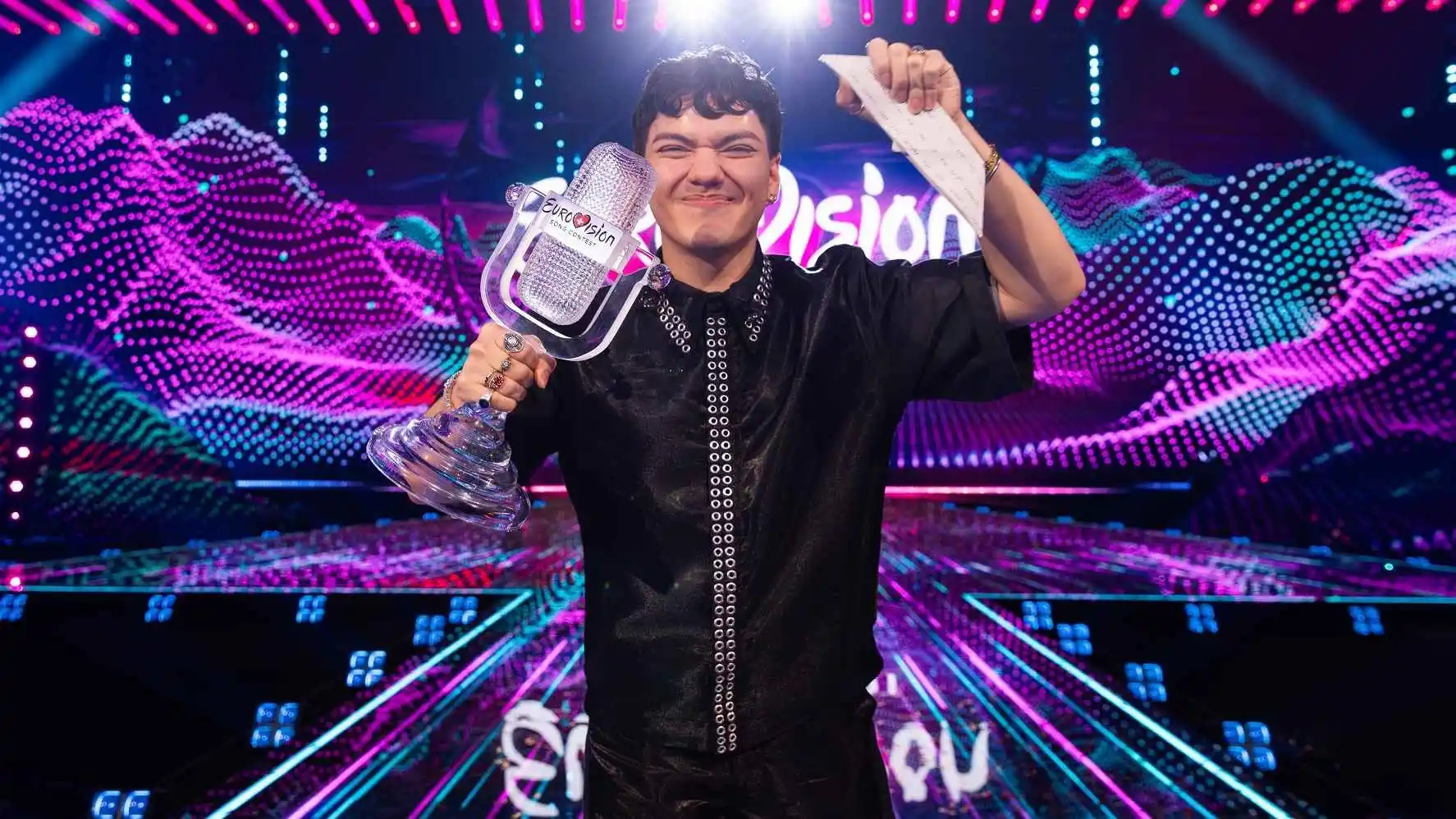 Sein ESC-Sieg in Basel hatte Folgen: JJ mit seiner Trophäe..