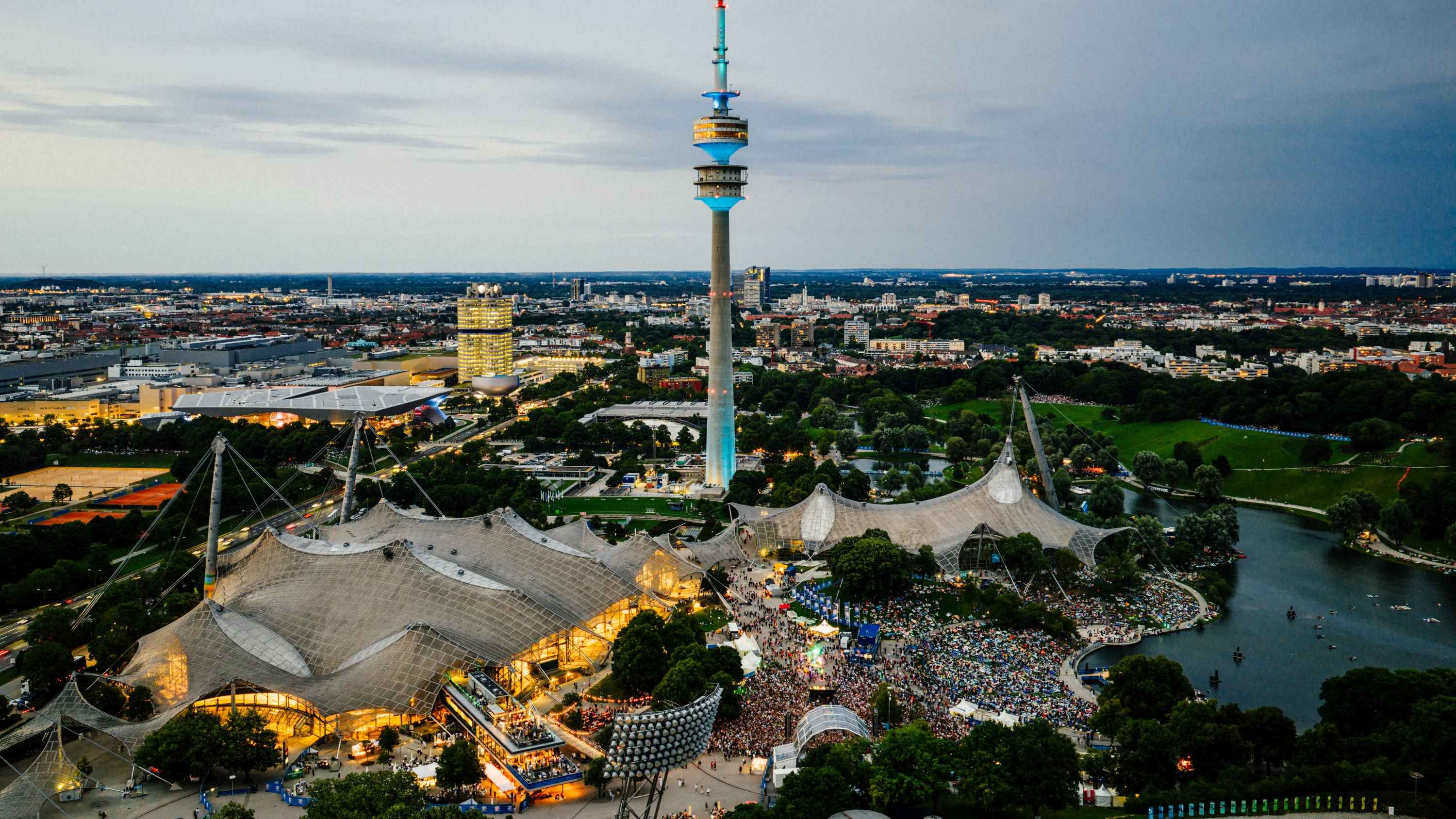 Zog 2025 erneut ein Millionenpublikum an: der Olympiapark München.