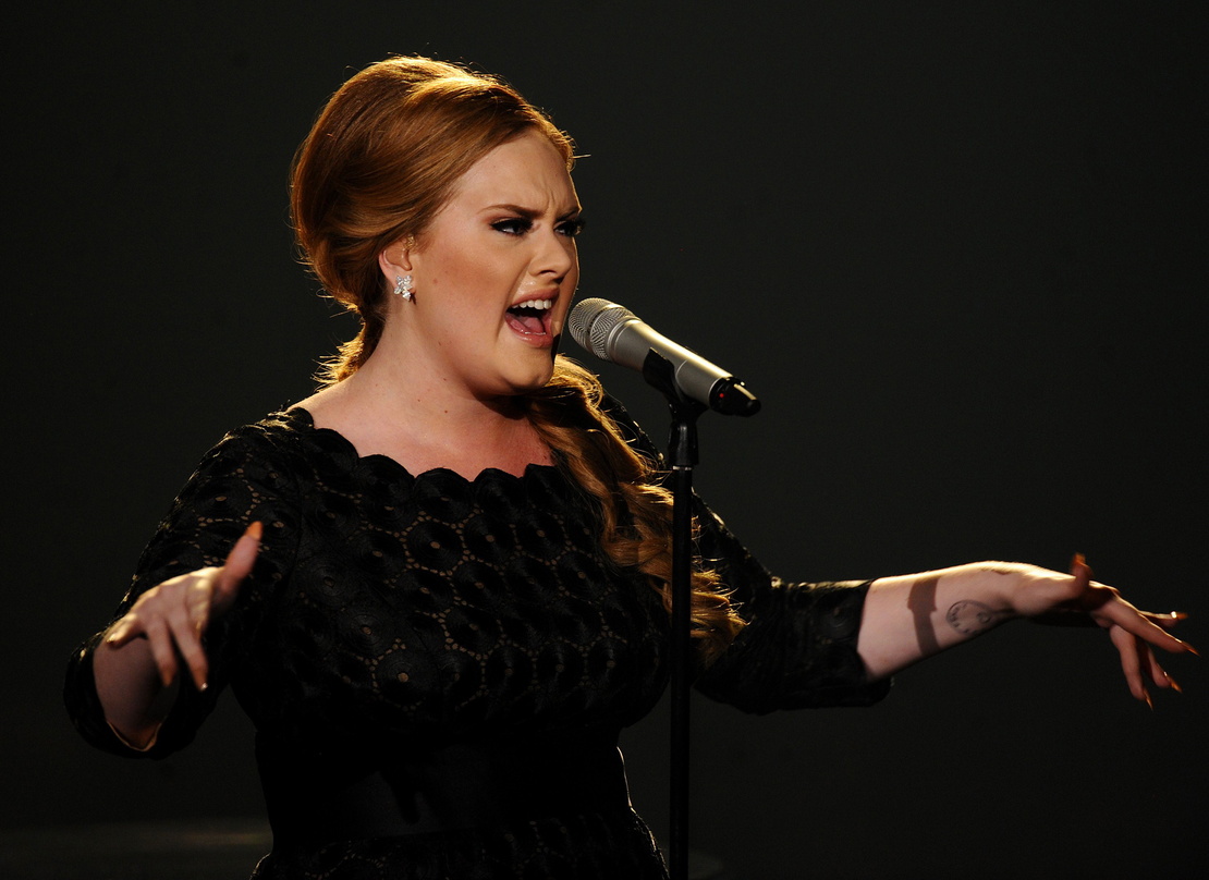 Durchbrach mit "21" die UK-Verkaufsmarke von vier Millionen: Adele
