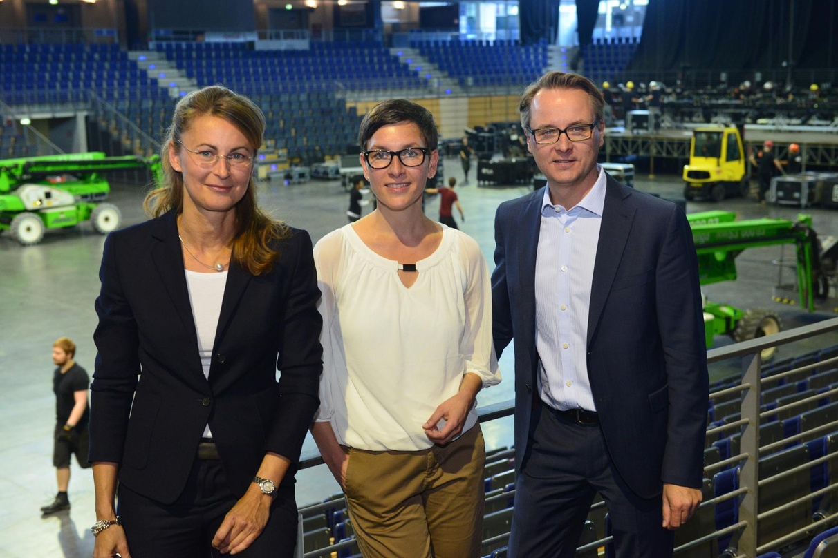 Warteten mit einem prall gefüllten Terminkalender für 2014/15 auf (von links): Geschäftsführerin Anette Weller, Vertriebsleiterin Sybil Franke und Geschäftsführer Sebastian Rüß (alle Velomax)