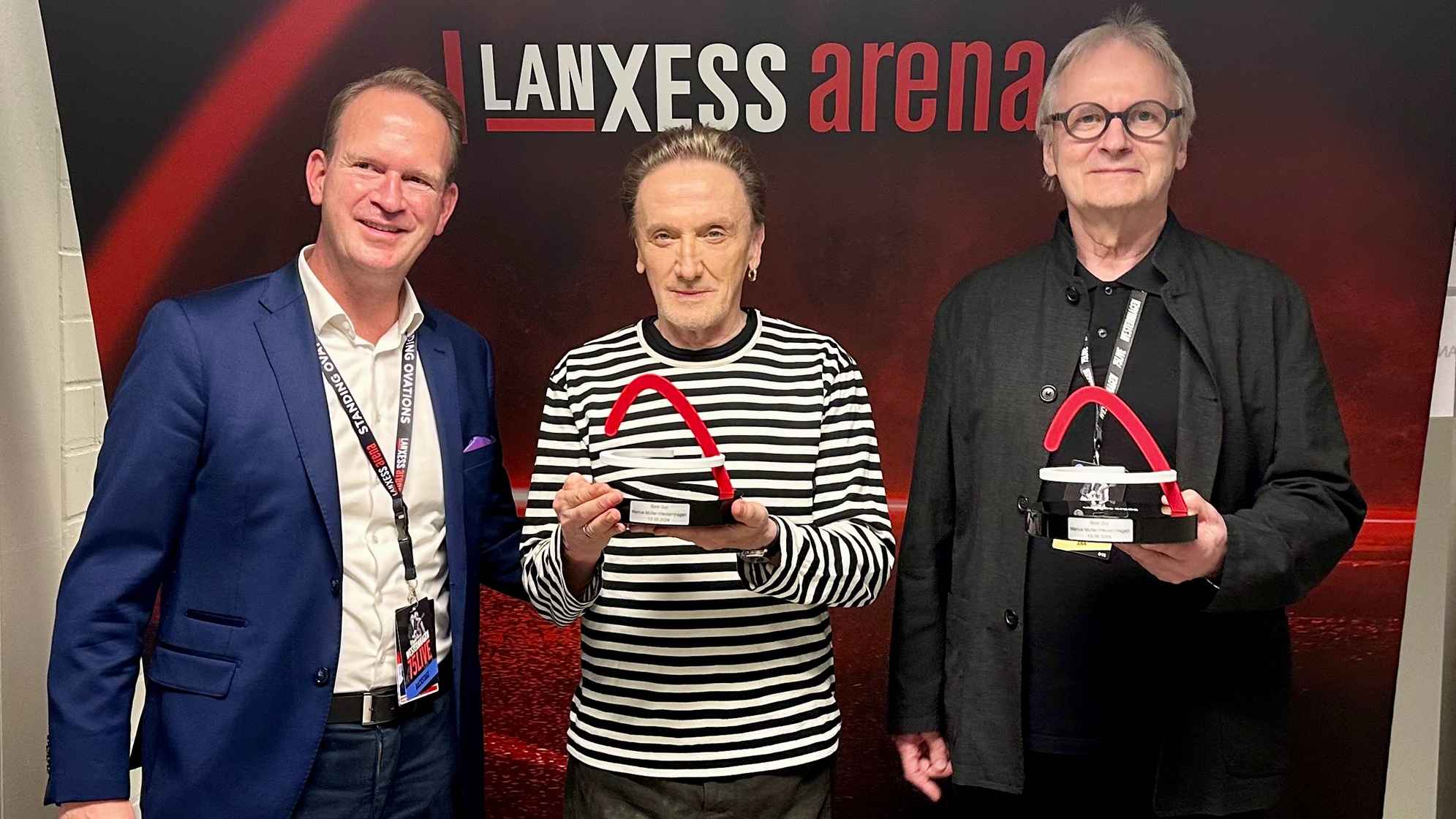 Sorgten gemeinsam für eine ausverkaufte Lanxess Arena: Stefan Löcher (Geschäftsführer Lanxess Arena), Marius Müller-Westernhagen und Klaus-Peter Matziol (Geschäftsführer Peter Rieger Konze...