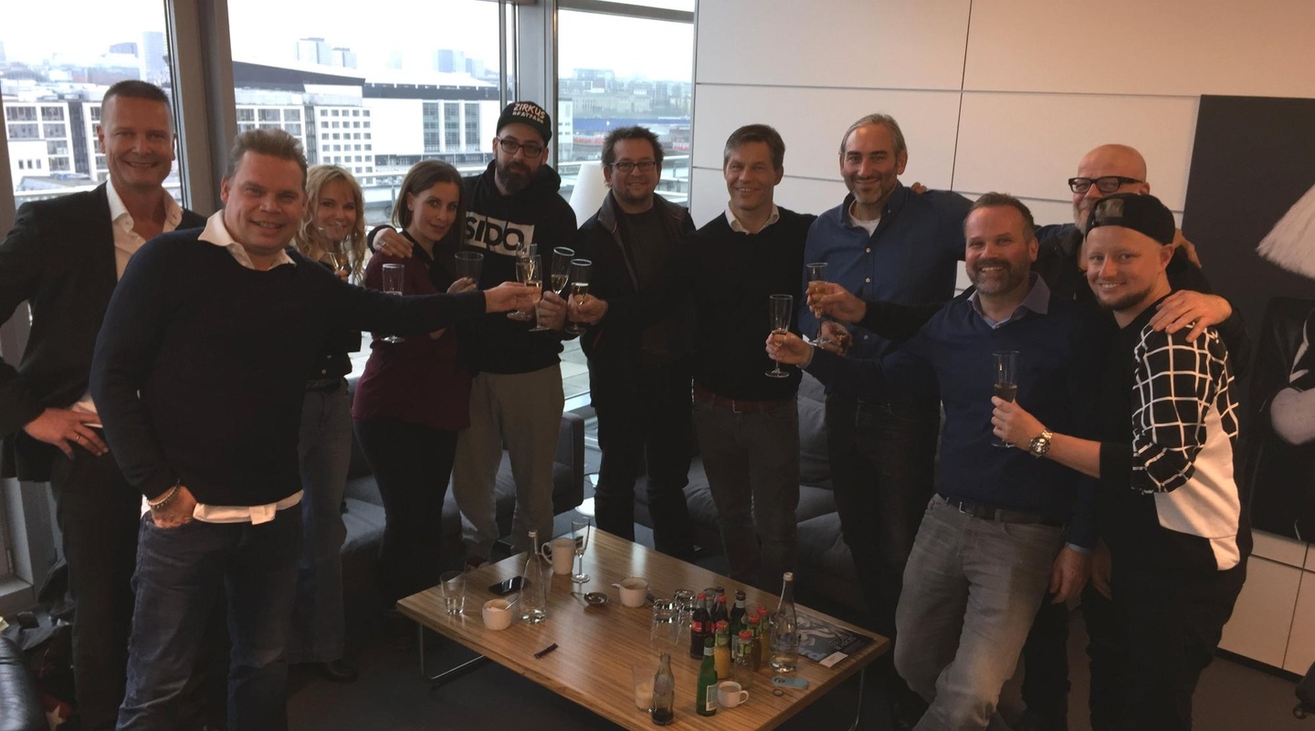 Arbeiten weiter zusammen (von links): Henning Zimmermann (Executive Vice President Universal Music), Tom Bohne (President Music Universal Music), Käthe Ewert (Management Sido), Charlotte W...