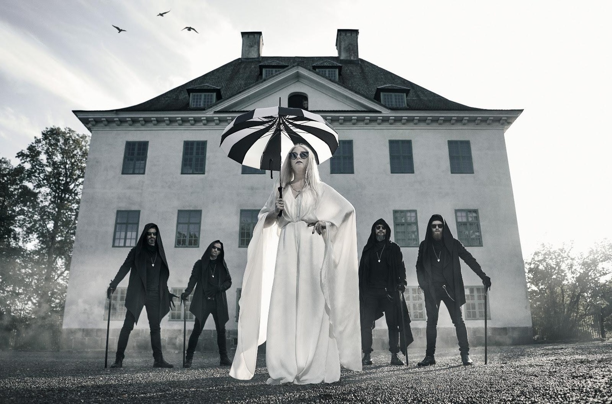 78d2e143a7af20310b20804e37072a645ed4c2bc0efe96fc4ca0cb7c2027b882 Neu im Künstleraufgebot von Napalm Records: Dark Sarah