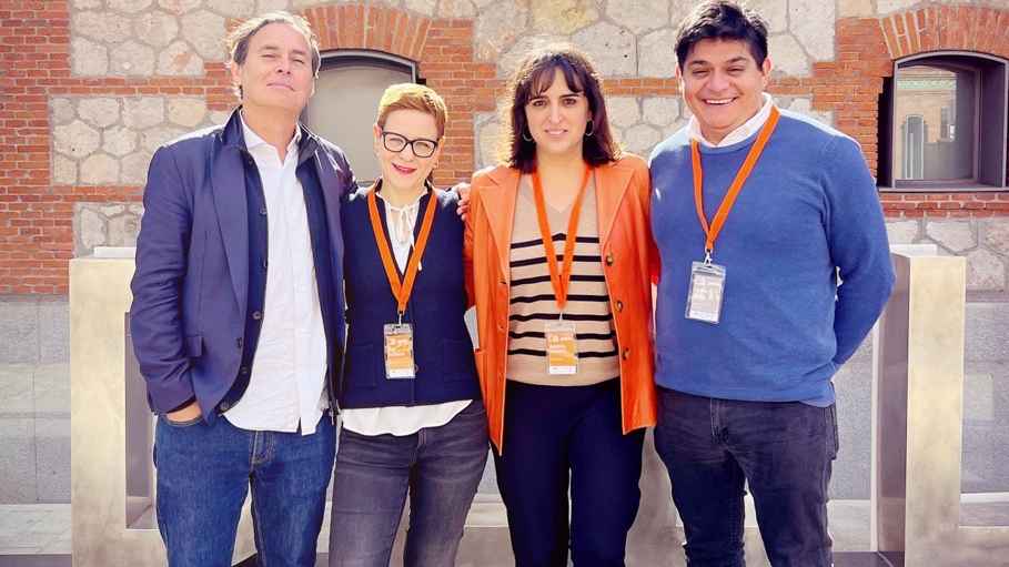 Kooperieren (von links): Matías Chimirri (Commercial Manager Libranda), Tina Jürgens (Co-CEO Zebralution), Arantza Larrauri (Gesschäftsführerin Libranda-DeMarque) und Carlos Rojas (Head of...