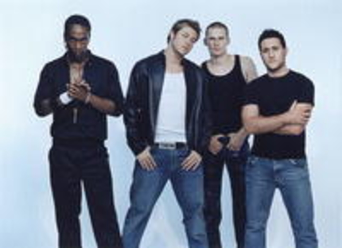 7b43c08886fd7c87ef9c02027e7ac12e1abdb49d6dffc4338573c0cd0ca02320 Tournee fällt aus: Boyband Blue