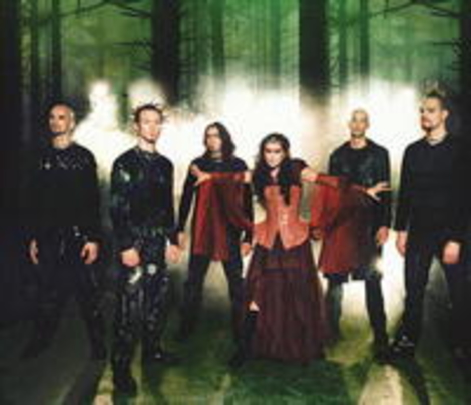 Lassen sich per Satellit in die Kinos beamen: Within Temptation