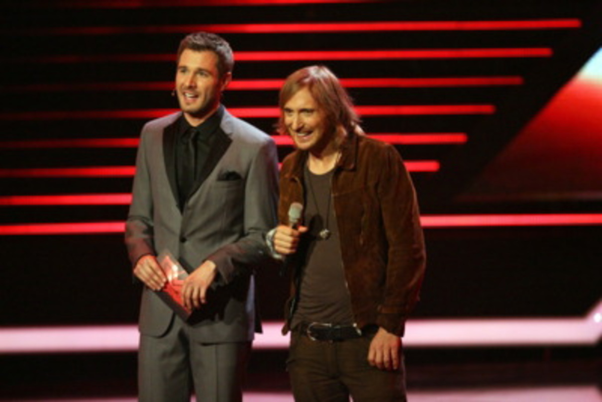 Bei der vierten Live-show von "X Factor": Moderator Jochen Schropp (l.) mit David Guetta