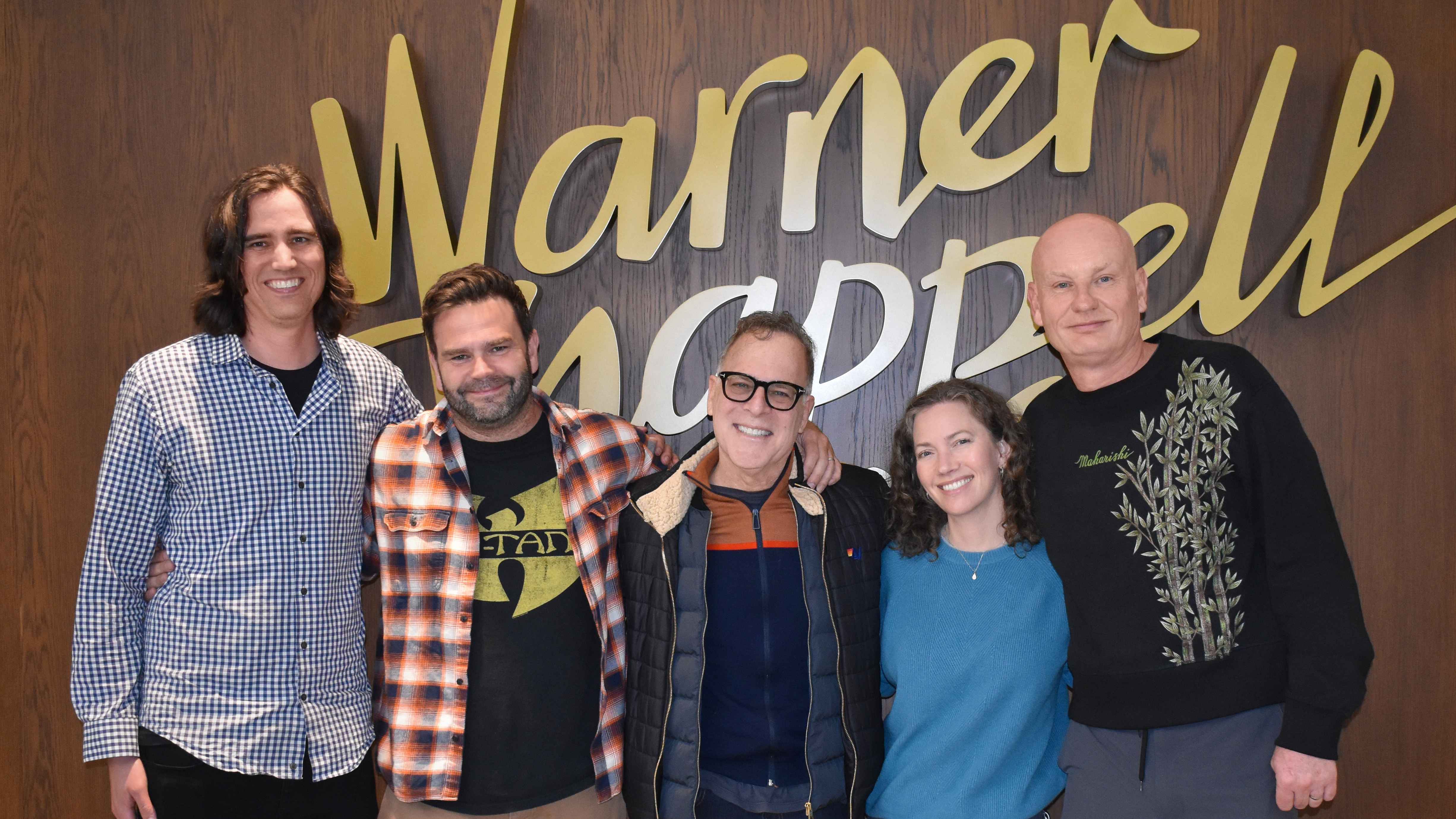 Bringen Musik und Games künftig noch näher zusammen (von links): Chris White, Rich Robinson (beide WCM), Steve Schnur (EA), Carianne Marshall und Guy Moot (beide WCM).