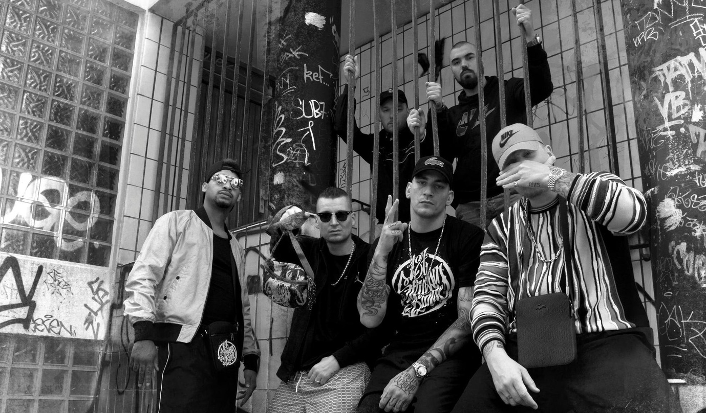 Setzen mit ihrem "Sampler 4" wieder ein deutliches Zeichen: die 187 Strassenbande