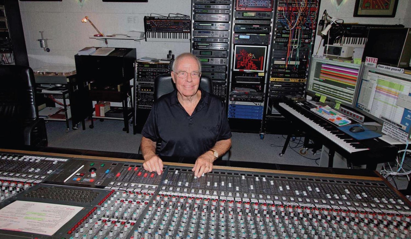 Christian Bruhn an seinem bevorzugten Arbeitsplatz: dem Studio