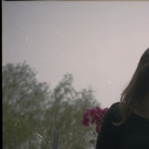 Julian Holter – Don't Make Me Over/Hello Stranger