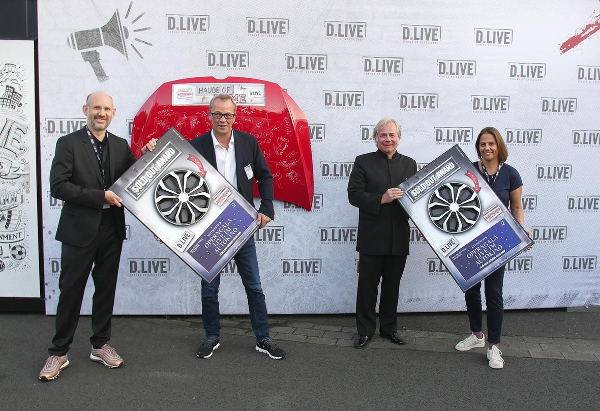 Bei der Award-Übergabe (von links): Michael Brill, Christoph Meyer, Axel Kober und Daniela Stork