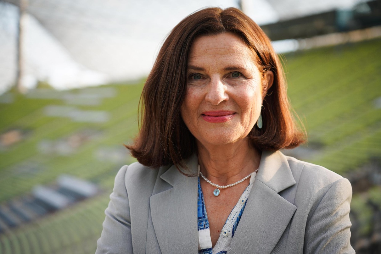 Spricht über die Bedeutung von Sport- und Musik-Events für Spielstätten: Marion Schöne, Geschäftsführerin Olympiapark München