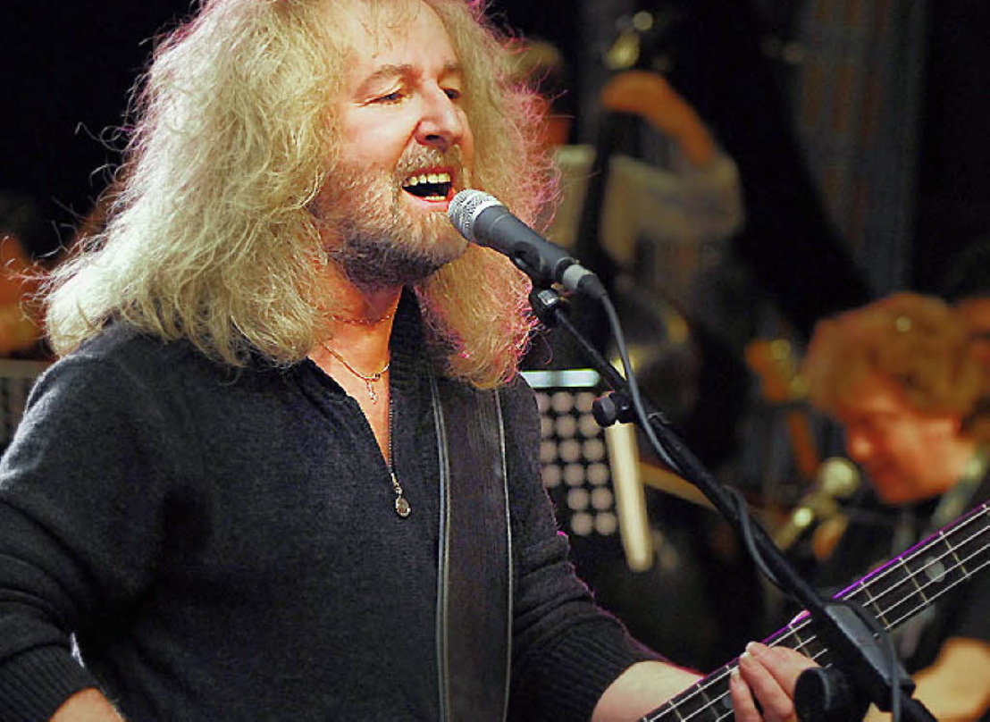 Wirkt 2011 bei Rock Meets Classic mit: Les Holroyd von Barclay James Harvest