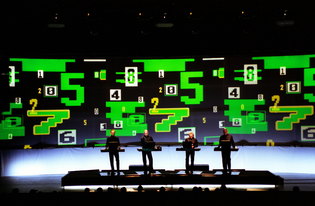 Müssen sie wieder ihr Line-up ändern? Kraftwerk