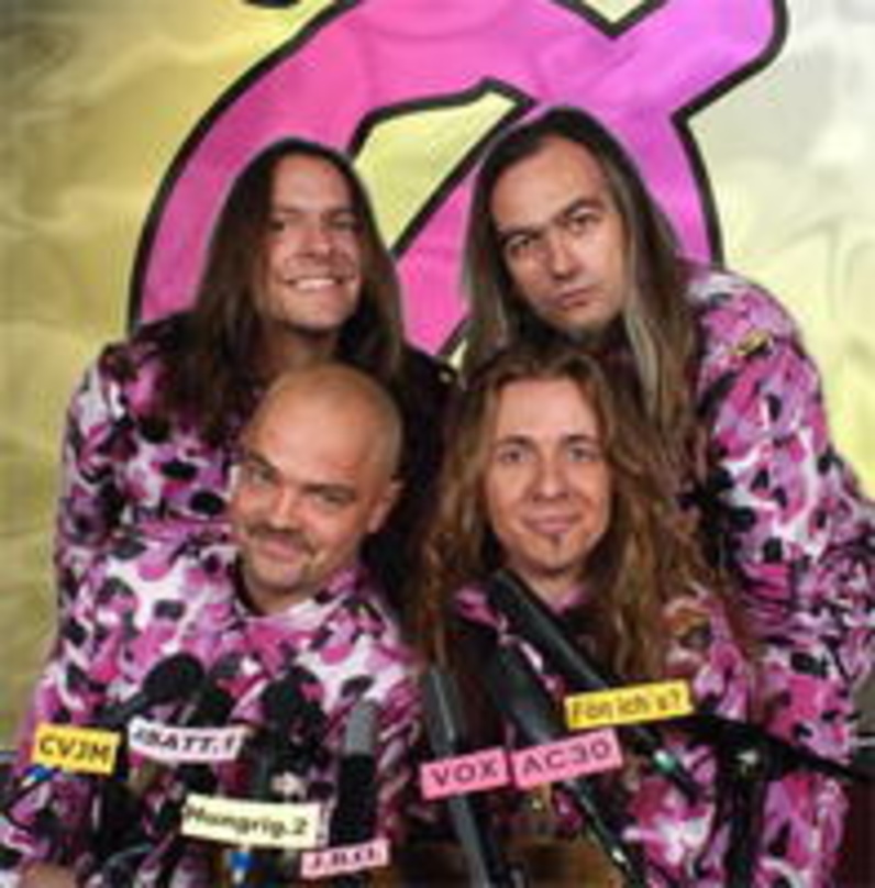 Bringen Farbe nach Wacken: J.B.O.
