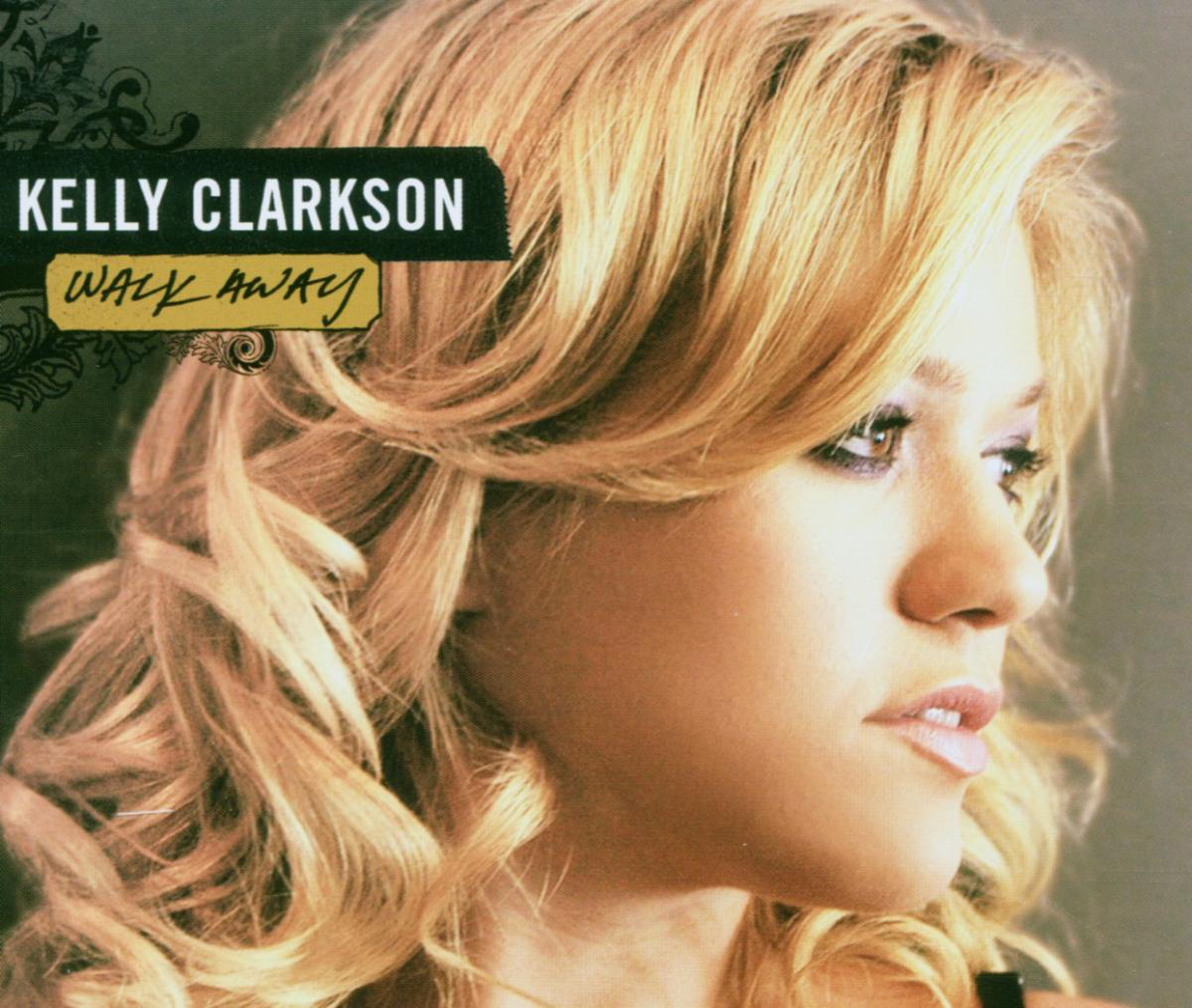 Kelly Clarkson – Walk Away