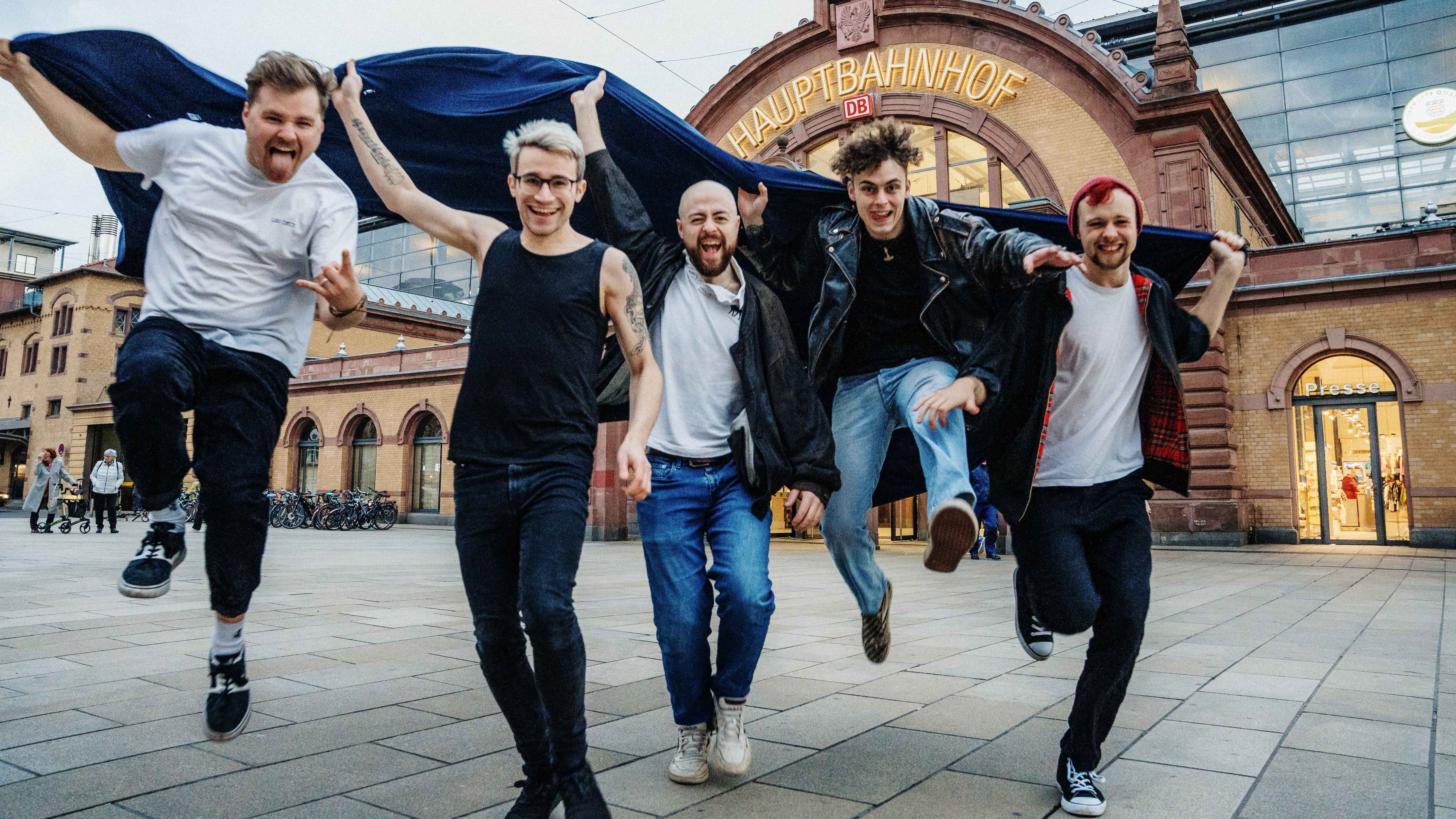 7f8f2e31 8ba8 4fc9 bde0 dc5f7d368cbf Setzten sich beim Online-Voting durch: Sellout Alley aus Erfurt.