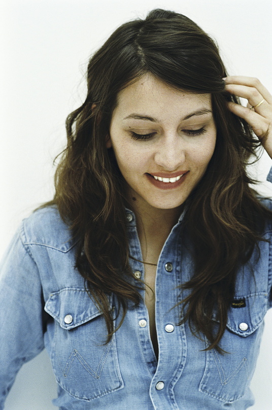 Bringt französisches Flair auf die Popkomm: Coralie Clément