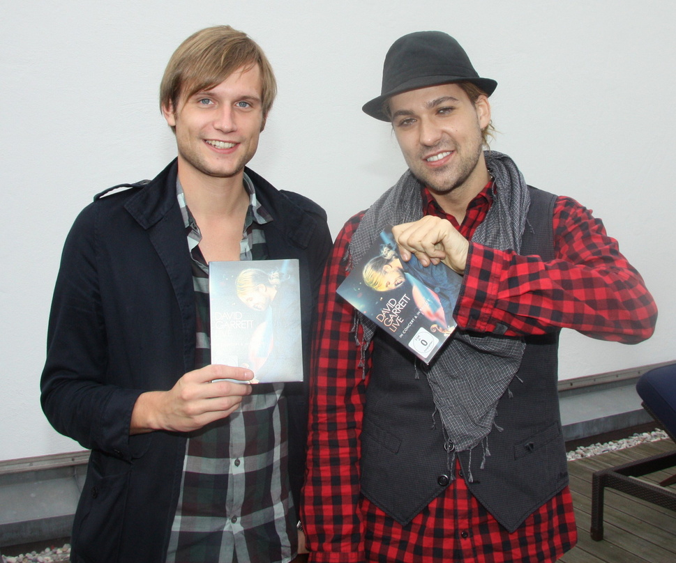Derzeit auf Promotour: Constantin Köhnke (l., DEAG/Büro van Almsick Berlin Office) und David Garrett